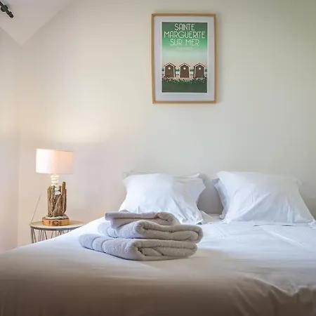 Superbe Propriete Bord De - Le Clos Ricarda * Sainte-Marguerite (Upper Normandy)